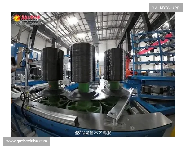 碳纤维智能头罩亮相阜新青少年赛 引领格斗护具材料革命新潮流 碳纤维智能头罩亮相阜新青少年赛 引领格斗护具材料革命新潮流